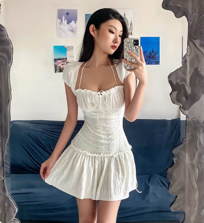 Sexy tief ausgeschnittenes, gerafftes Taillen-Neckholder-A-Linien-Kleid für den 17. Geburtstag oder Abschlussball P3688
