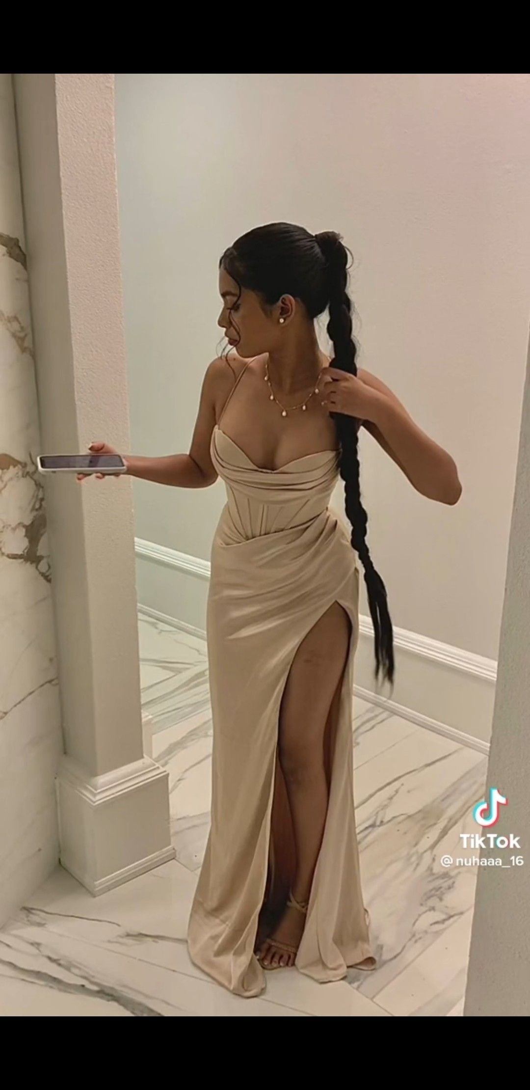 Sexy Geburtstagskleider Neckholder Champagner Abschlussballkleider Geburtstag Outfits P369