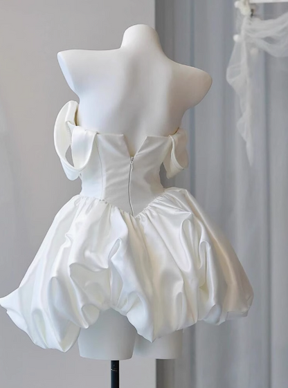 Elegantes Satin-Kleid mit One-Shoulder-Träger, kurzes Geburtstagskleid, Heimkehrkleid P3736