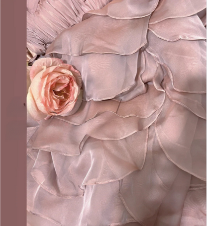 Zartrosa One-Shoulder 3D Blumen Chiffon Lagen Meerjungfrau Ballkleid P3772