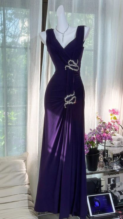Elegantes langes trägerloses Chiffon-Ballkleid in Lila P3799