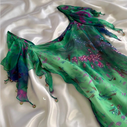 Atemberaubendes grünes doppellagiges Chiffon-Ballkleid mit Flügärmeln und schwingendem Ausschnitt P3801