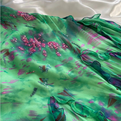Atemberaubendes grünes doppellagiges Chiffon-Ballkleid mit Flügärmeln und schwingendem Ausschnitt P3801