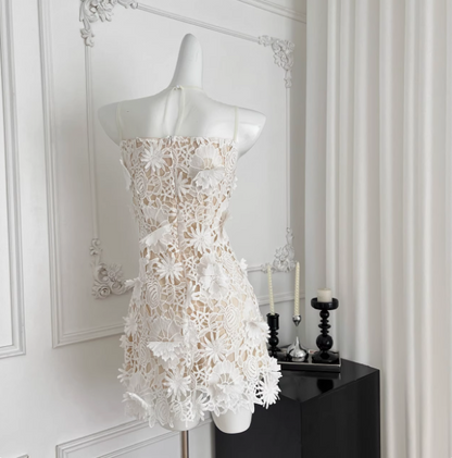 Wunderschönes, ärmelloses, rundhalsiges Kleid mit Netzstoff-Einsätzen und Spitzen-Taille für Geburtstag/Abschlussball P3827