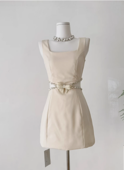 Elegantes ärmelloses kurzes Abschlussballkleid mit eckigem Ausschnitt, hohlen Diamanten und Geburtstagsshorts P3833