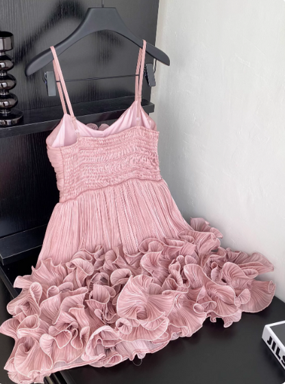 Süßes Trägerplissiertes dreidimensionales Blumenrüschen-Geburtstags-Heimkehrer-Kleid P3834