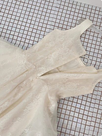 Süßes Träger-Kleid mit eckigem Ausschnitt, Bindedetail, Netzstoff, Puffärmeln und Geburtstagsrock für den Homecoming-Ball P3838