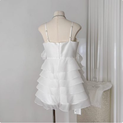 Süßes Bow-Stitching Rüschen-Trägerkleid für Geburtstagstorte P3839