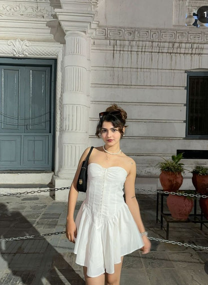 Süßes Tube-Top im Fischgrätmuster, weißes, asymmetrisches Geburtstagskleid, Heimkehrkleid P3860