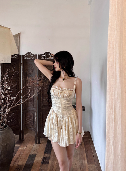 Französische Retro-Spitzen-Hosenträger Dunkles Satin A-Linie zum 21. Geburtstag Heimkehrkleid P3900