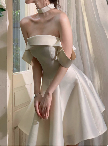 Elegantes und schlichtes Satin-One-Shoulder A-Linien-Kleid für Geburtstag oder Abschlussfeier P3909