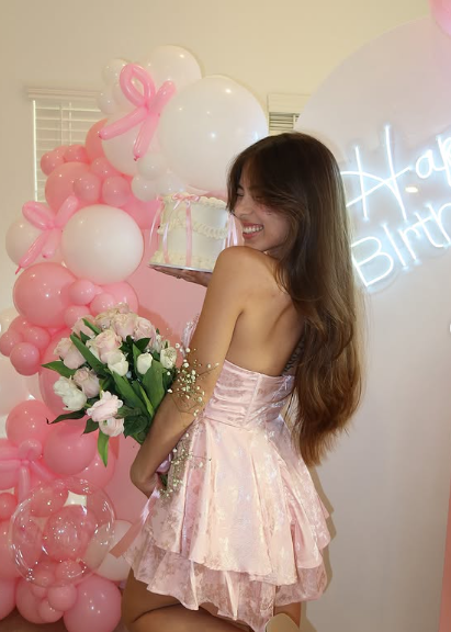 Süßes Satin-Trägertop Fischgrätmuster Rosa Dunkel A-Linie 17. Geburtstag Homecoming-Kleid P3925