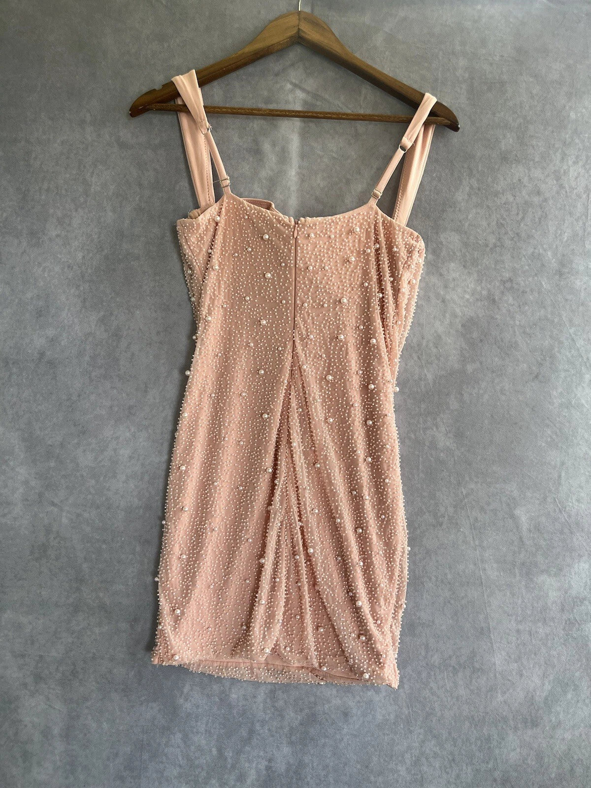 Niedliches rosa Trägerkleid mit Hohlperlen, figurbetont, zum 17. Geburtstag, Homecoming-Kleid P3950
