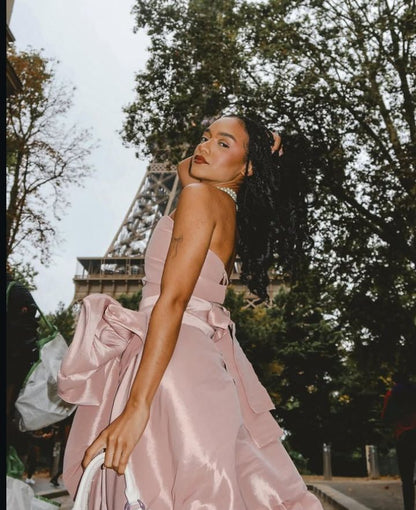 Design Pinkes Tube-Top-Kleid mit Schleife und unregelmäßigem Saum für den 17. Geburtstag oder als Homecoming-Kleid P3952