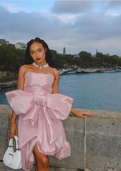 Design Pinkes Tube-Top-Kleid mit Schleife und unregelmäßigem Saum für den 17. Geburtstag oder als Homecoming-Kleid P3952