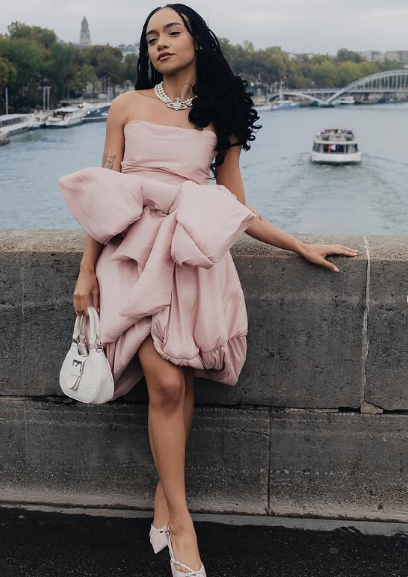 Design Pinkes Tube-Top-Kleid mit Schleife und unregelmäßigem Saum für den 17. Geburtstag oder als Homecoming-Kleid P3952