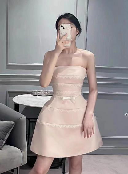 Niedliches pinkfarbenes Satin-Spitzenkleid mit Hosenträgern zum 17. Geburtstag Homecoming P3964