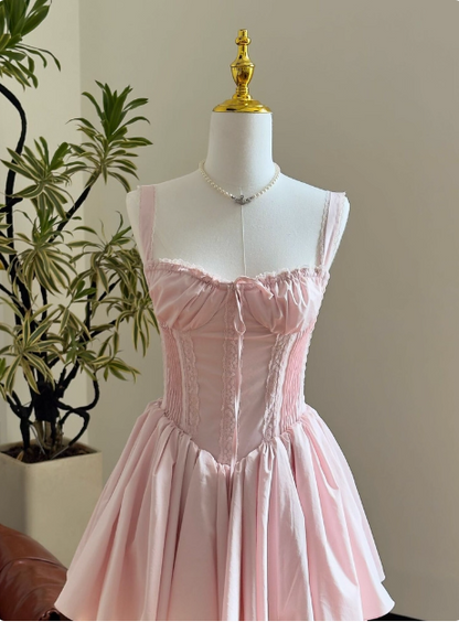 Süßes Fishbone-Trägerkleid Prinzessinnen-Geburtstags-Tutu Homecoming-Kleid P3975