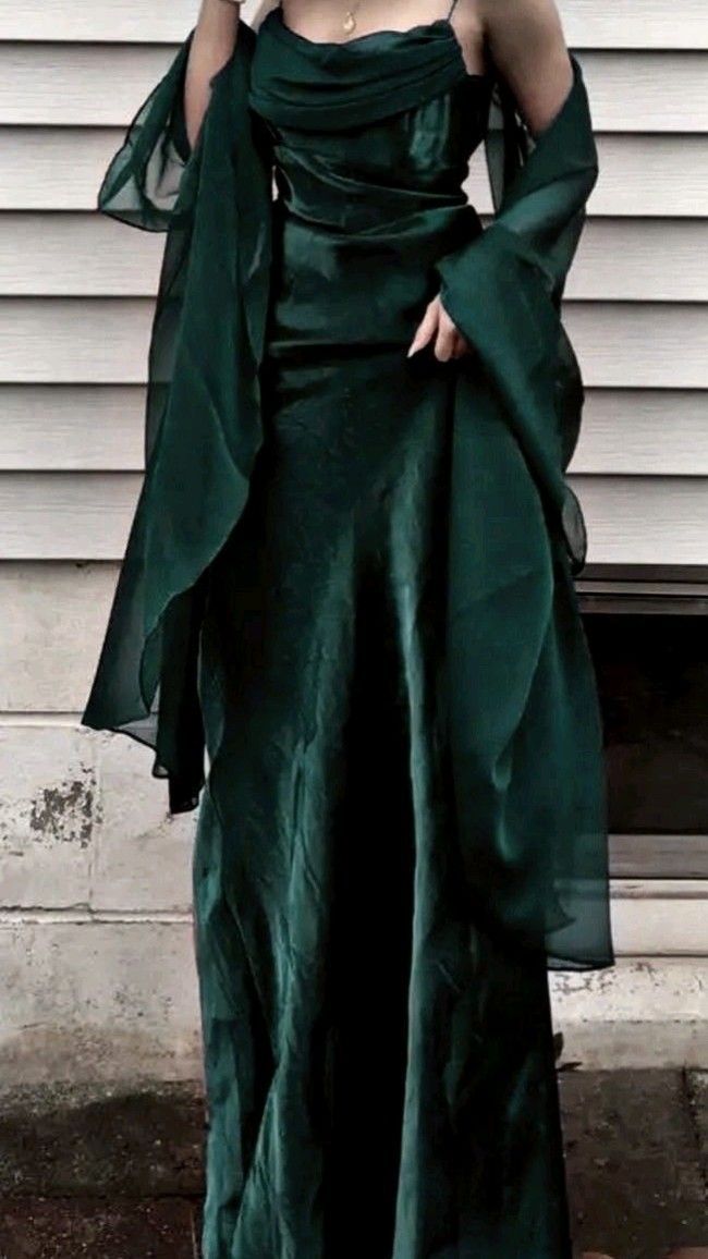 Vintage A line Spaghetti Straps Sleeveless Burgundy Prom Dresses Long Prom Dress P494 - AS PHOTO(GREEN) / US2 Vintage A line Spaghetti Straps Sleeveless Burgundy Prom Dresses Long Prom Dress P494 - AS PHOTO(GREEN) / US2