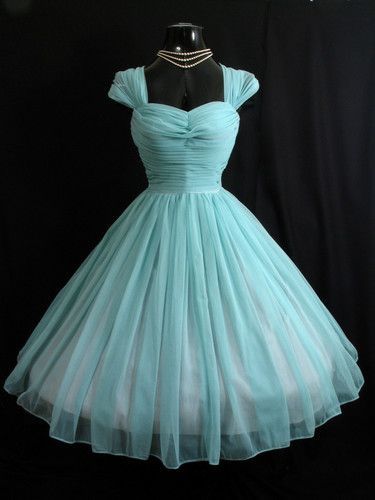 Chic Homecoming Dress A Line Sweetheart Tulle Pleated Short Birthday Party Dress Cocktail Dress     P4965