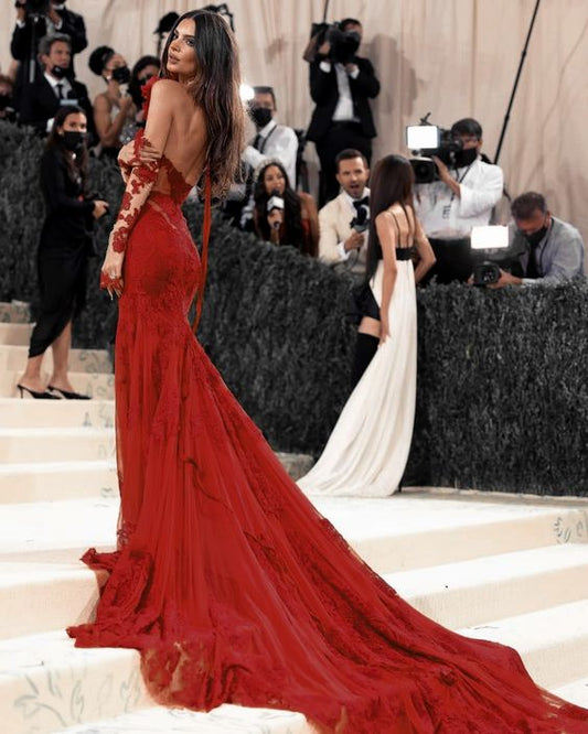 Sexy Meerjungfrauen Trägerloses Langarm Rotes Spitze Langes Ballkleid P976