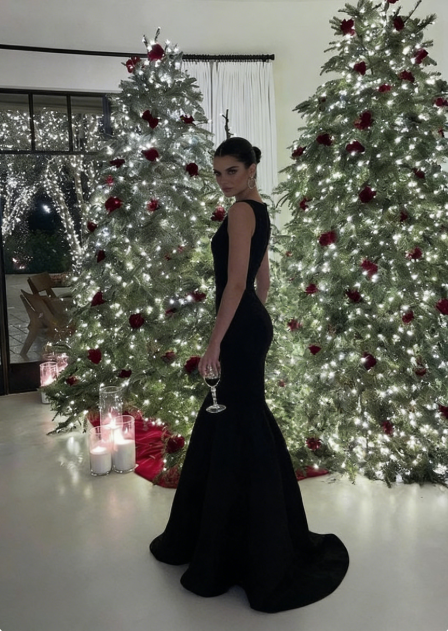 Simple Mermaid Scoop Neckline Satin Black Prom Dresses Long Prom Dress P485