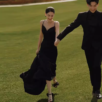 Klassisches Meerjungfrau Spaghetti-Träger Schwarz Satin Ballkleid Langes Ballkleid P478
