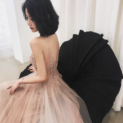Einfaches A-Linien-Spaghettiträger-Tüll-Ballkleid mit langem Schlitz P560