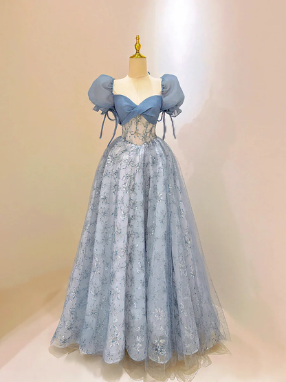 Wunderschönes langes Ballkleid aus blauem Tüll und Spitze P572