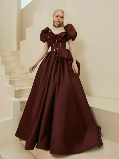 Wunderschönes langes Satin-Ballkleid mit Puffärmeln P570