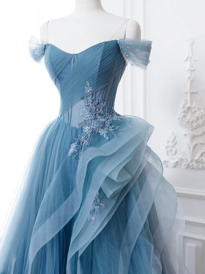 Robe de bal longue en tulle et dentelle bleue coupe trapèze P625