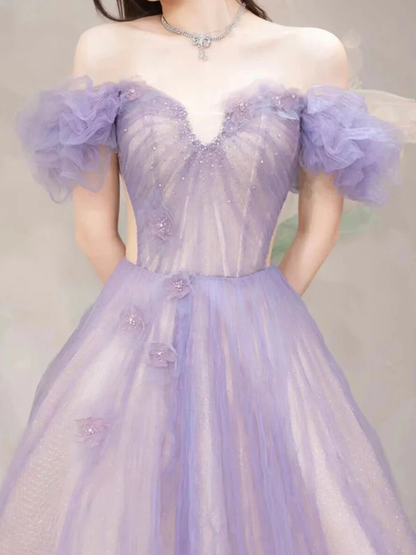 Robe de bal longue en tulle violet coupe trapèze et épaules dénudées P635