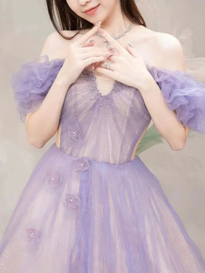 Robe de bal longue en tulle violet coupe trapèze et épaules dénudées P635