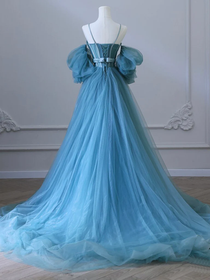 Robe de bal longue en tulle bleu, col bustier en A P637