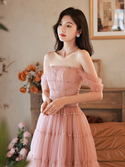 Einfaches rosafarbenes, schulterfreies, langes A-Linien-Ballkleid P741