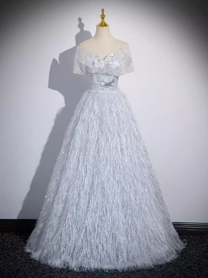 Une robe de soirée sans manches à épaules dénudées pour bal de fin d'année P776