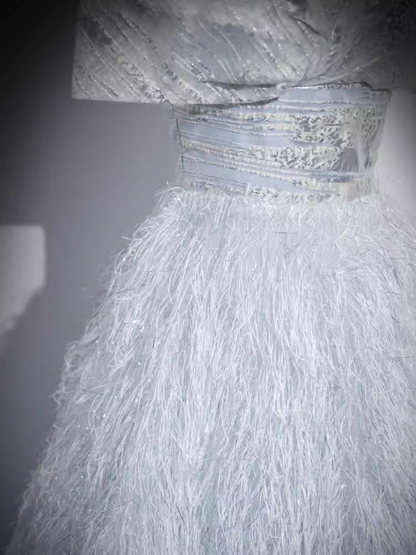 Une robe de soirée sans manches à épaules dénudées pour bal de fin d'année P776