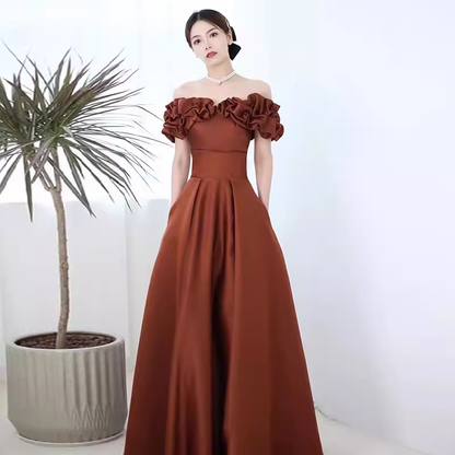Robe de Soirée en Satin Épaules Dénudées avec Traîne P871
