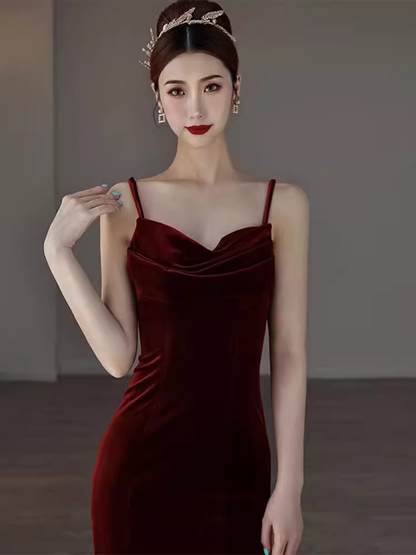 Meerjungfrau-Träger Samt Rot Partykleid Langes rückenfreies Ballkleid P876