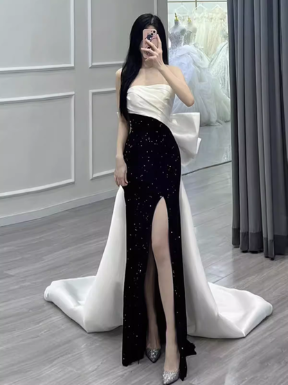 Meerjungfrau Trägerloses Schwarzes Satin Abiballkleid mit Langem Schlitz P1012