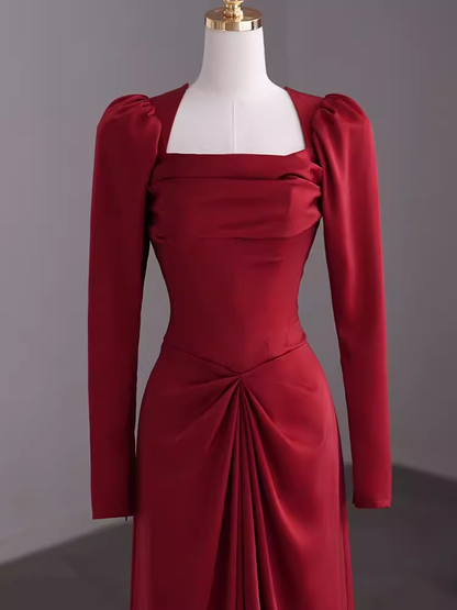 Schlichtes Etui-Kleid mit langen Ärmeln, rotes Ballkleid, Abendkleid P1364