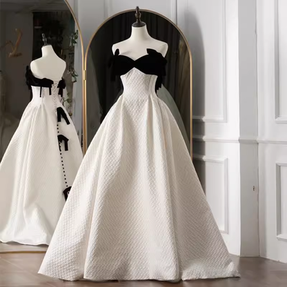 Magnifique Robe de Bal Longue en Dentelle Blanche à Bretelles P1367