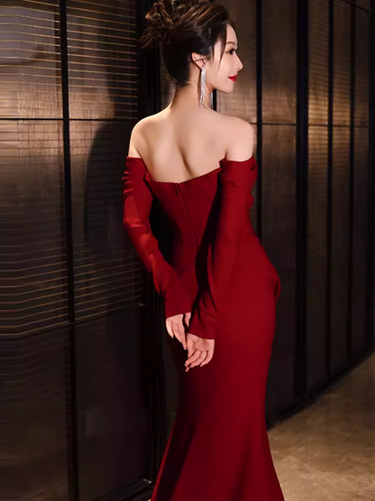 Schlichtes Meerjungfrau-Abendkleid mit Carmen-Ausschnitt, lang, rot P1422