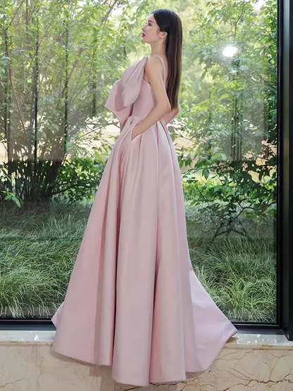 Robe de soirée longue rose en satin sans bretelles coupe A P1610