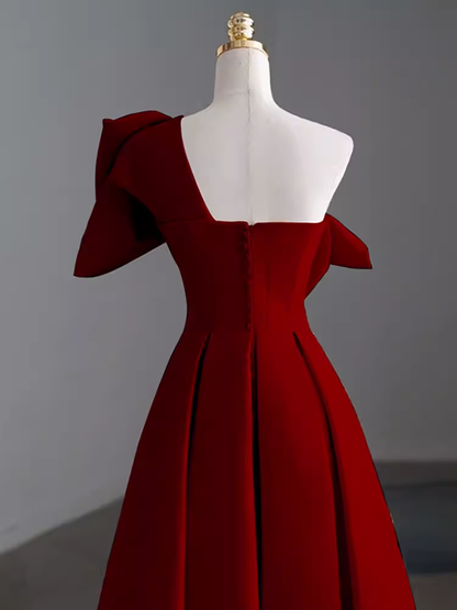 Einfaches, trägerloses rotes A-Linien-Ballkleid in Bodenlänge P1705