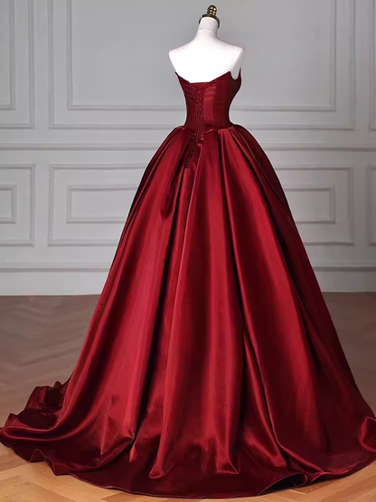 Schlichtes, trägerloses burgunderrotes, bodenlanges A-Linien-Ballkleid P1706