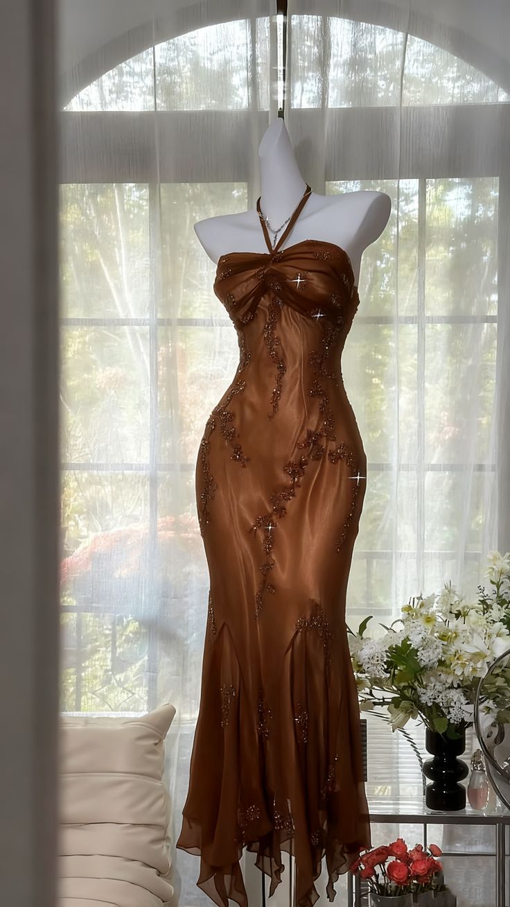 Luxuriöses dunkelgrünes Meerjungfrauen-Abendkleid aus Chiffon mit Perlenstickerei P4032