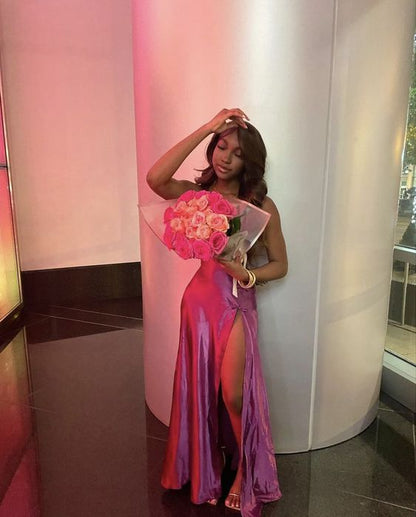 Wunderschönes pinkes Meerjungfrauen-Ballkleid mit Schlitz vorne für Geburtstagsoutfits P374