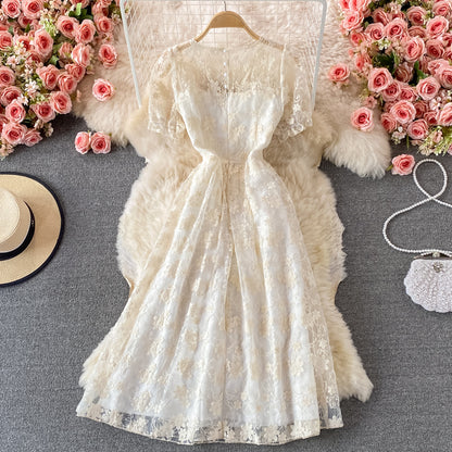 Süßes Spitzen-Kurz-A-Linien-Kleid Modekleid P260