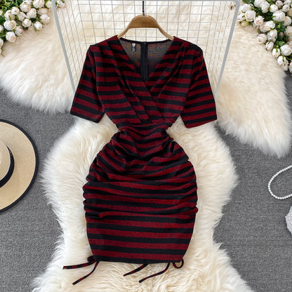 Sexy V-Ausschnitt kurzes Kleid modisches Kleid P295